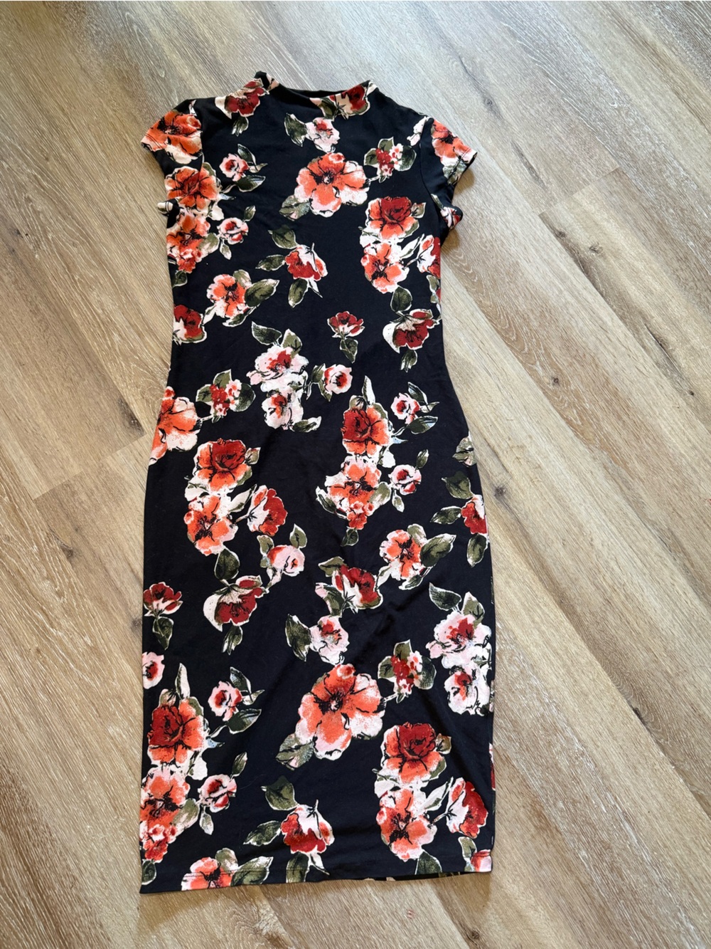 Love Chelsey Floral Midi Bodycon Dress Soft & Stretchy Size Medium